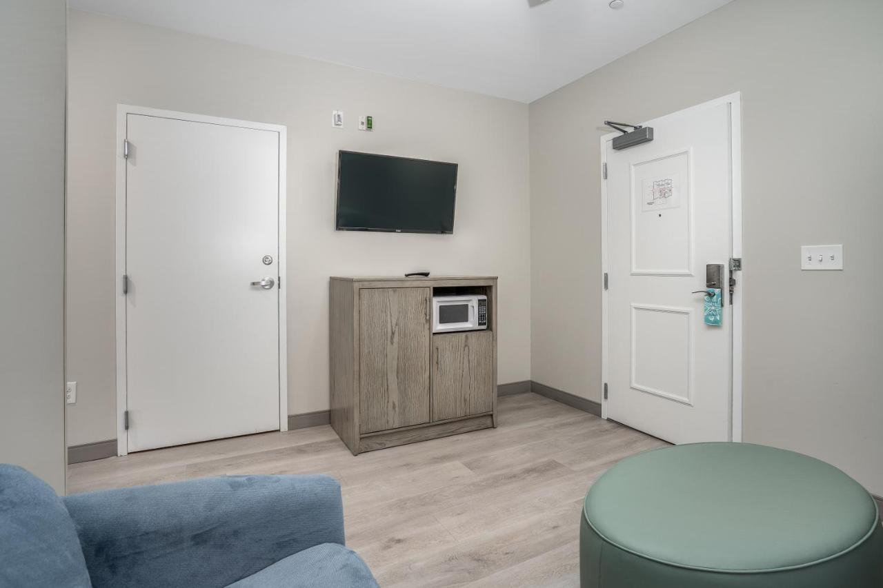 Lighthouse Suites - Best Western Signature Collection Emerald Isle Eksteriør billede