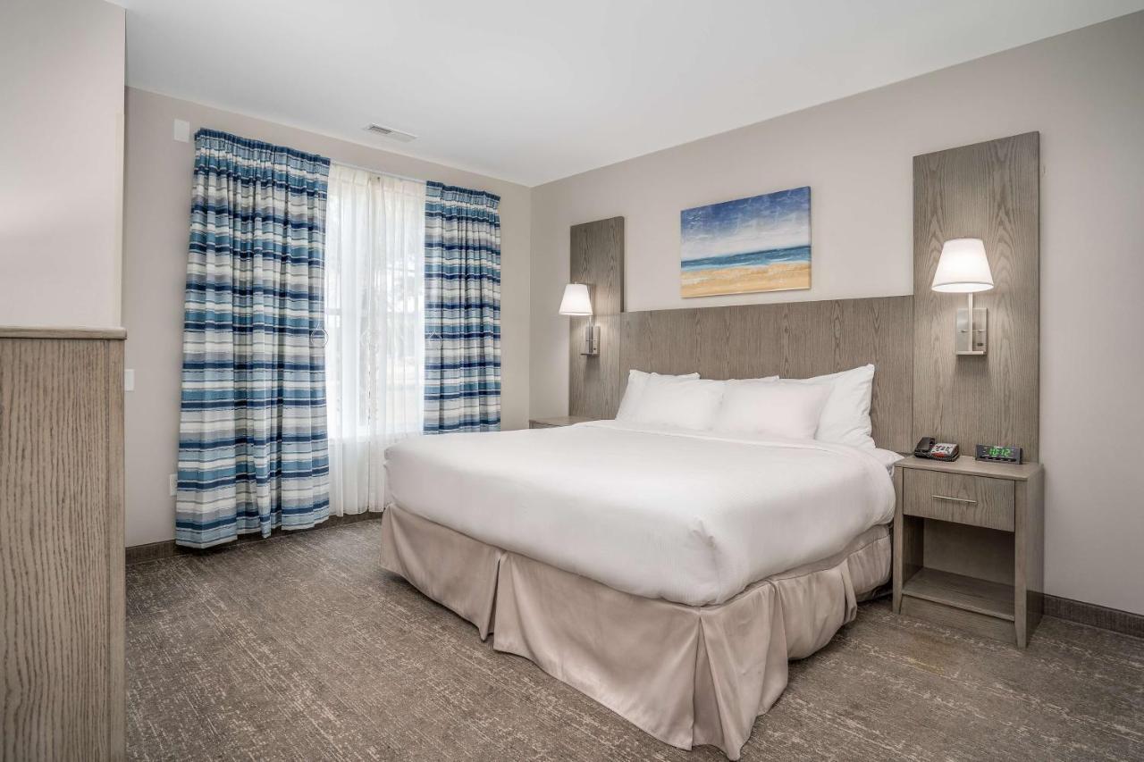 Lighthouse Suites - Best Western Signature Collection Emerald Isle Eksteriør billede