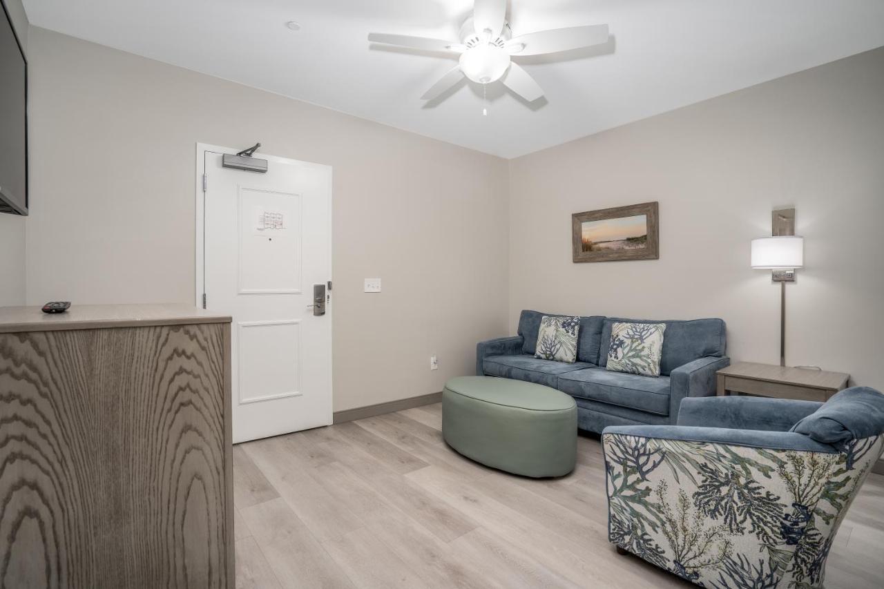 Lighthouse Suites - Best Western Signature Collection Emerald Isle Eksteriør billede