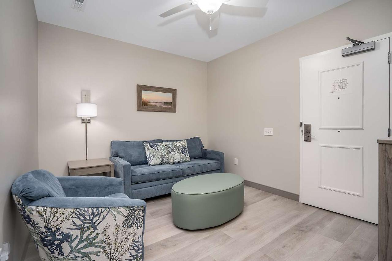Lighthouse Suites - Best Western Signature Collection Emerald Isle Eksteriør billede
