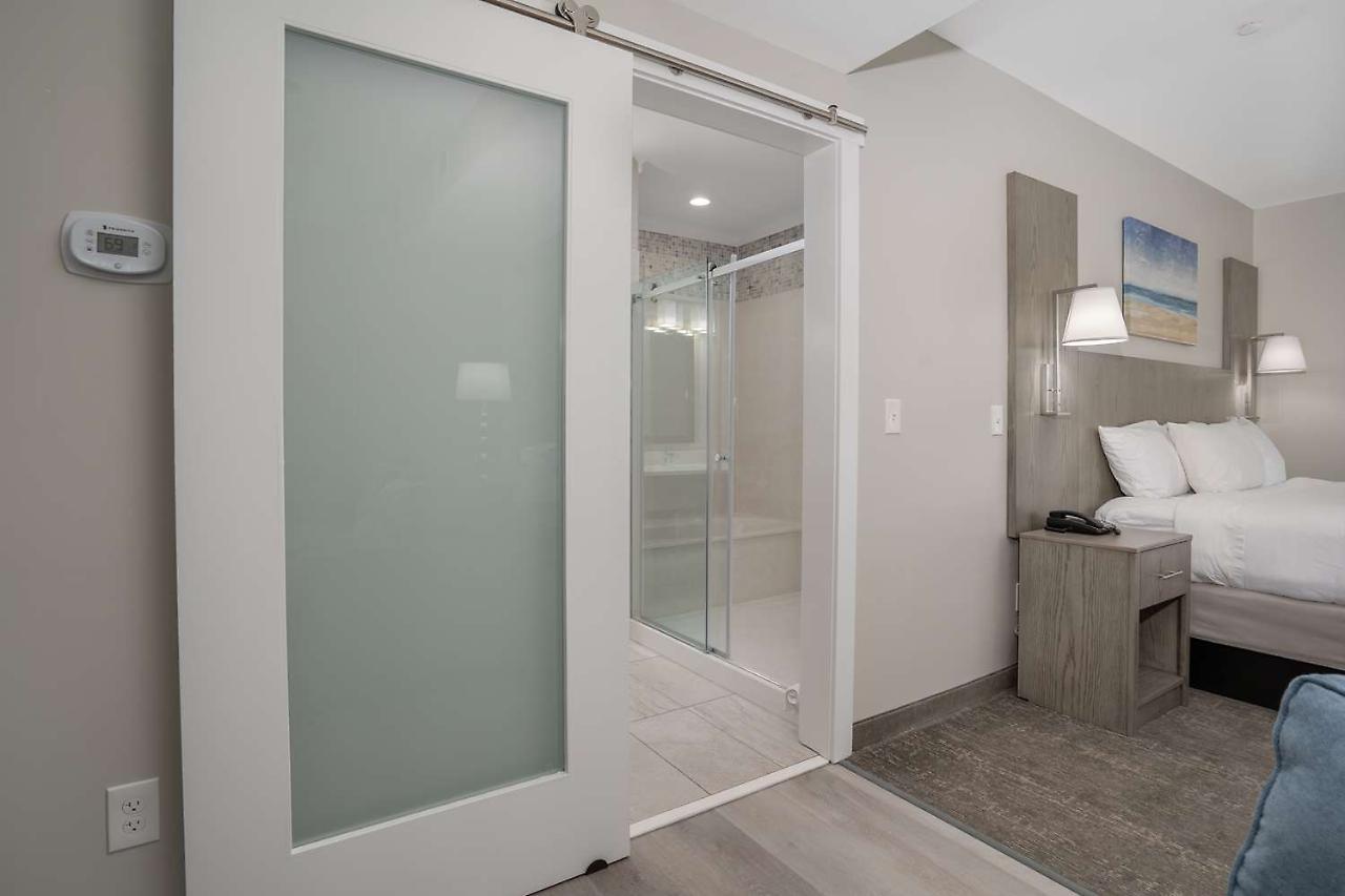 Lighthouse Suites - Best Western Signature Collection Emerald Isle Eksteriør billede