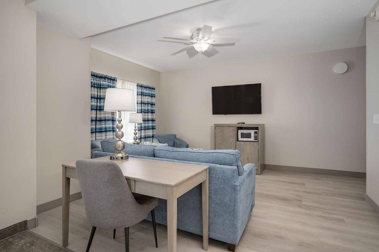 Lighthouse Suites - Best Western Signature Collection Emerald Isle Eksteriør billede
